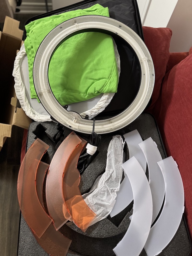 Neewer 18" Ring Light Kit – Complete with Bag ++