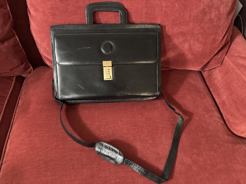 Vintage Leather Briefcase – Black with Gold Dial Lock