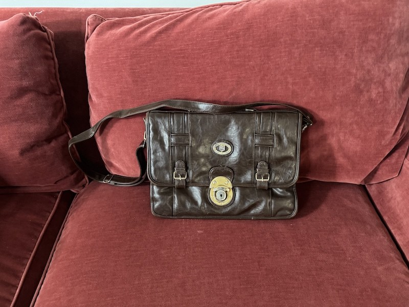 Vintage Bulaggi Metropolitan Fashion Briefcase - Brown